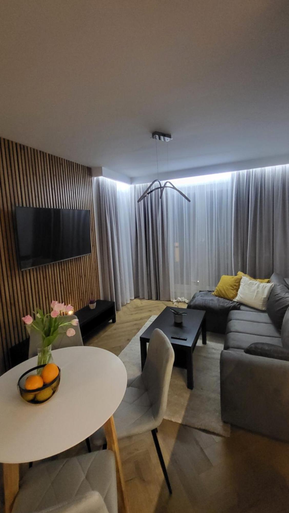Apartament Ujescisko